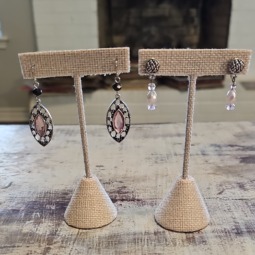 💎 ​Lot of 2 Silver Tone Dangle Earrings Pink Stone Pearl Crystal